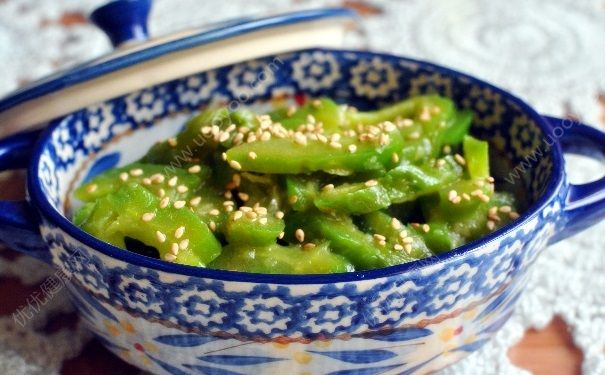 喝苦瓜汁有什么好處？苦瓜汁有哪些好處？(3)