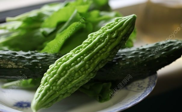 苦瓜汁是飯前喝還是飯后喝？飯前喝苦瓜汁還是飯后喝？(3)
