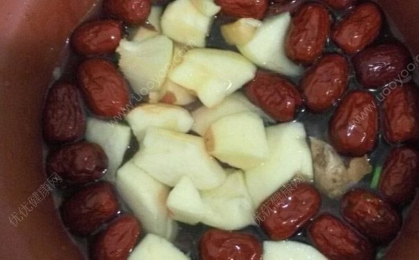 蘋果和紅棗可以一起吃嗎？蘋果和紅棗一起吃好嗎？(2)