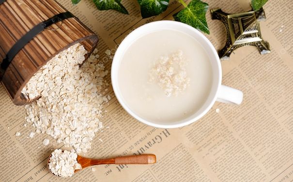 吃燕麥片有什么好處？燕麥片吃了對(duì)人的好處有哪些？(1)