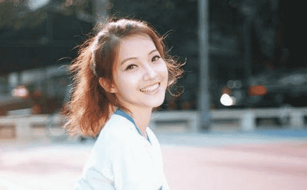 啥運動可以減少背部脂肪？美背運動練出S字形(1)