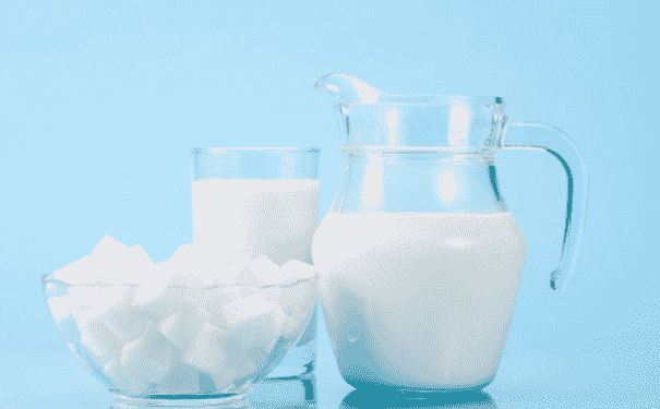 怎么用牛奶保養(yǎng)皮膚？牛奶護膚有什么方法？(1)