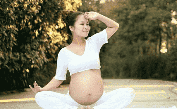 孕婦練瑜伽對胎兒好嗎？孕婦練瑜伽有什么好處？(1)
