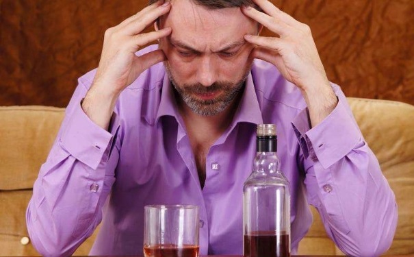 男人喝完酒不能吃什么？男人喝酒后不宜吃什么食物？(1)