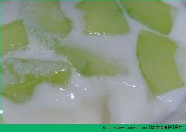 香瓜和牛奶能一起吃嗎？香瓜和牛奶搭配會(huì)不會(huì)有毒？(4)