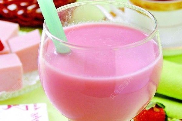 喝奶茶能豐胸嗎？喝奶茶胸部會(huì)不會(huì)豐滿？(4)