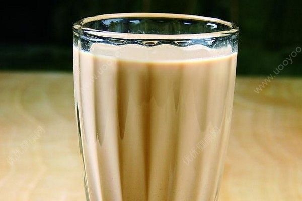 奶茶不能和什么同食？奶茶和什么不能一起吃？(1)