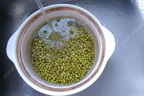 綠豆湯加冰糖好嗎？綠豆湯可以加冰糖嗎？(1)