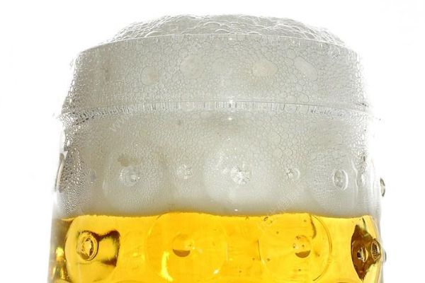 生啤酒和熟啤酒的區(qū)別是什么？生啤酒和熟啤酒哪個好？(1)