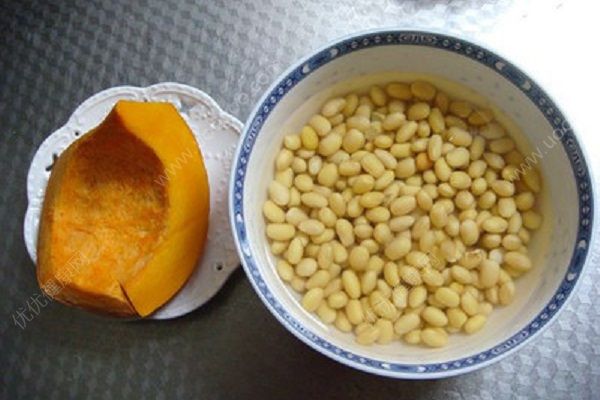 南瓜和豆?jié){可以一起吃嗎？南瓜豆?jié){一起吃好不好？(1)
