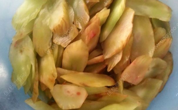 萵筍中間有紅色能吃嗎？萵筍里面發(fā)紅能吃嗎？(1)