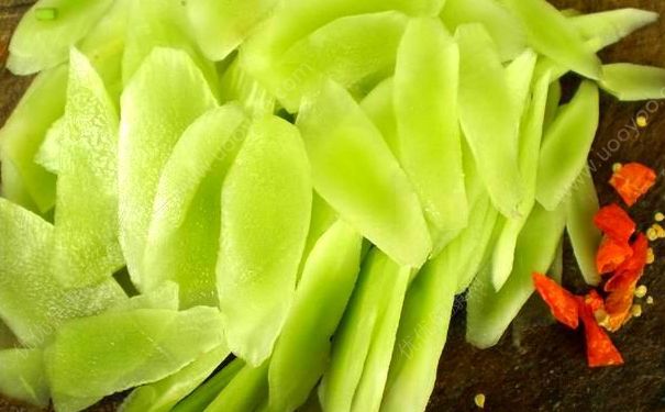 吃萵筍對眼睛不好嗎？吃萵筍有什么好處和壞處？(3)