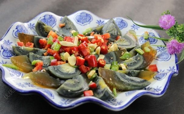 吃皮蛋會(huì)長(zhǎng)胖嗎？皮蛋吃多了會(huì)長(zhǎng)胖嗎？(1)