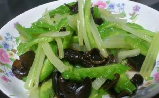 常吃苦瓜有什么好處？苦瓜有什么功效？(4)