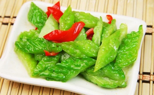 絲瓜和苦瓜能一起吃嗎？絲瓜和苦瓜一起吃好嗎？(3)
