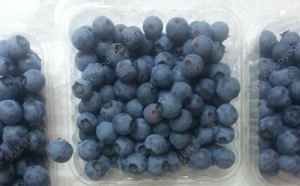 藍(lán)莓上面白色的是什么？藍(lán)莓上的白霜能吃嗎？(2)