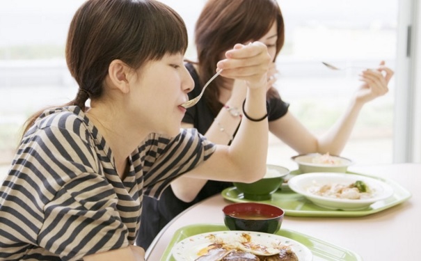每天只吃一頓飯能瘦多少斤？減肥可以每天只吃一頓飯嗎？(1)