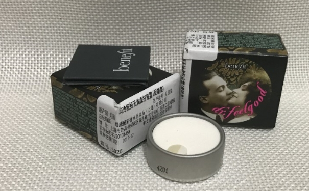 貝玲妃豬油膏使用順序 貝玲妃豬油膏怎么用？(1)