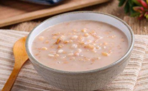 女性美容養(yǎng)生喝什么粥？女性美容養(yǎng)生粥有哪些？(1)