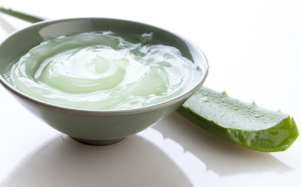 蘆薈膠可以敷著過夜嗎？蘆薈膠可以敷一晚上嗎？(1)