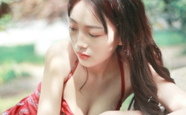 女人生理期的典型表現(xiàn)有哪些？女性生理期常見癥狀有哪些？(1)