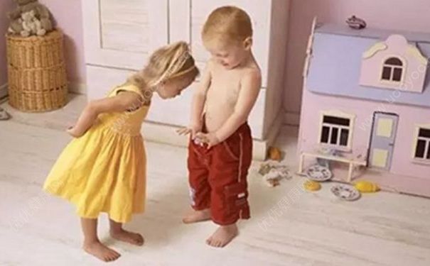 小孩為什么愛摩擦生殖器？男孩為什么總是喜歡摸小弟弟？(1)