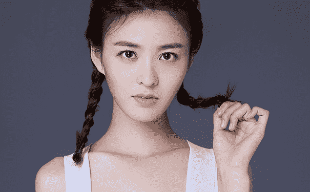 少女的乳房幾歲停止發(fā)育？女孩乳房幾歲就不發(fā)育了？(1)