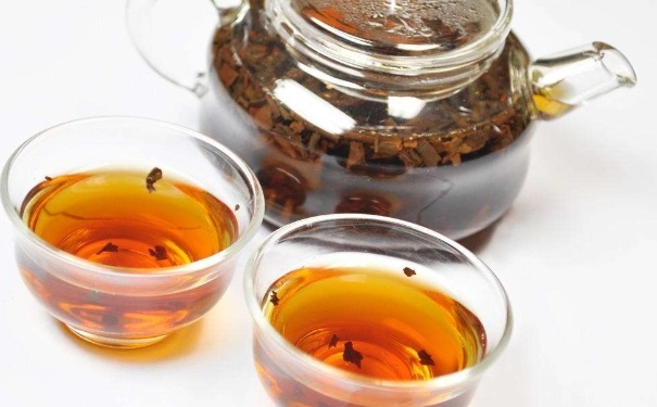 白領(lǐng)女性喝紅茶有什么好處？女白領(lǐng)喝紅茶的好處有哪些？(1)