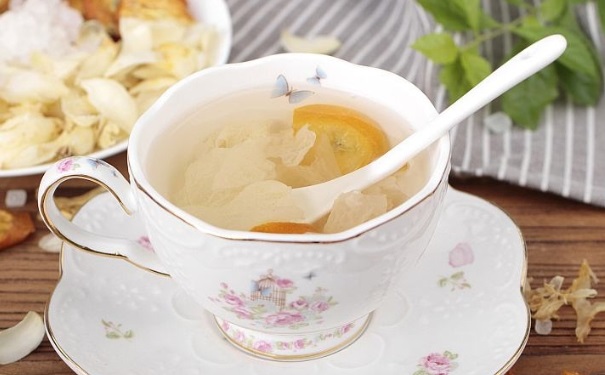 女性秋季喝什么茶滋養(yǎng)皮膚？女性秋季適合喝什么茶好？(1)