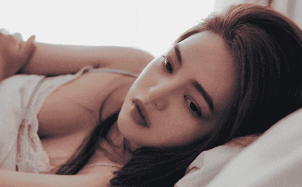 夏季女性腋臭應(yīng)該怎么辦？夏季女性如何避免腋臭？(1)