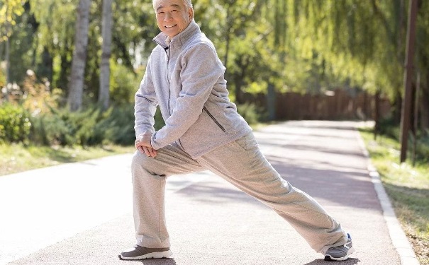 長壽老人的習(xí)慣有哪些？老人怎么吃可以更長壽？(1)