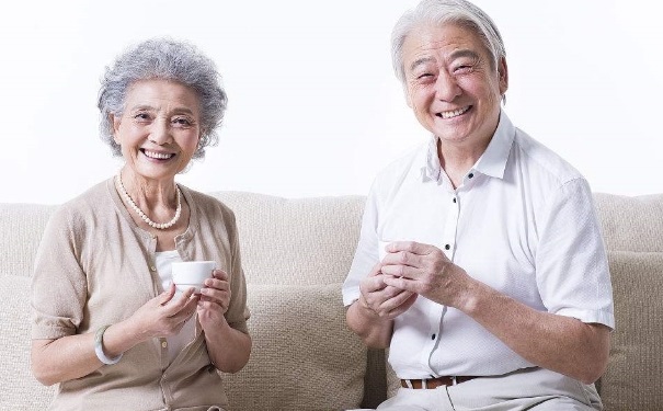 老人消化不良吃什么食物？老人吃什么食物改善消化不良？(1)