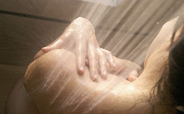 女性洗澡要注意什么？女人洗澡的注意事項(xiàng)有哪些？(1)