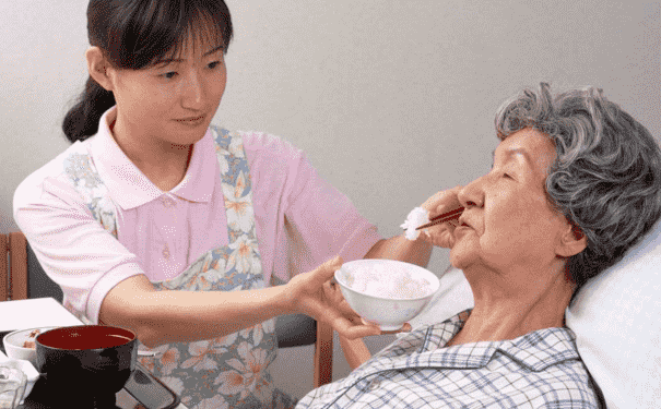 老人食欲下降的原因有哪些？老人為什么會胃口不佳？(1)