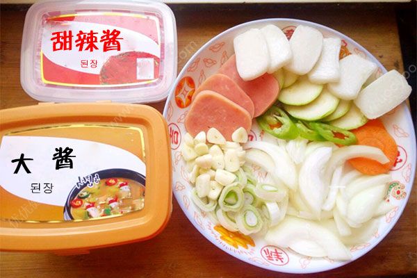 韓國(guó)大醬湯用什么醬？韓式大醬湯的做法(3)