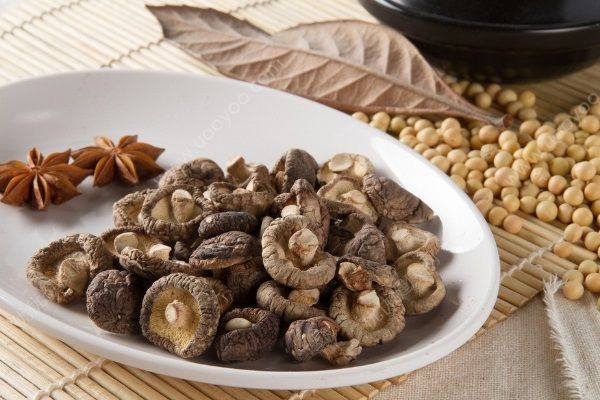 茄子和香菇能一起吃嗎？茄子和香菇能一起炒嗎？(1)