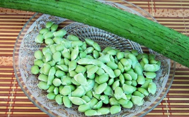 絲瓜毛豆怎么做好吃？絲瓜毛豆的做法？(1)