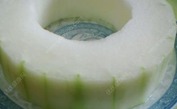 冬瓜能和香菇一起吃嗎？冬瓜香菇排骨湯的做法(2)
