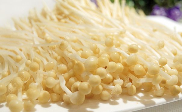 金針菇和玉米能一起吃嗎？玉米能和金針菇一起炒嗎？(2)
