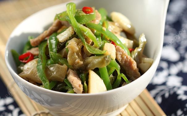 新鮮榨菜怎么炒好吃？新鮮榨菜怎么炒不苦？(3)