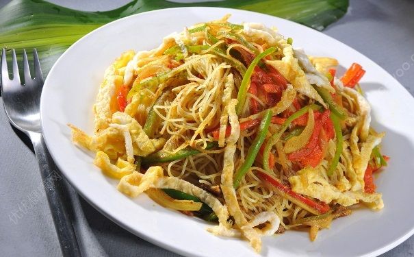 炒米粉怎么炒好吃？炒米粉怎么做不粘鍋？(2)