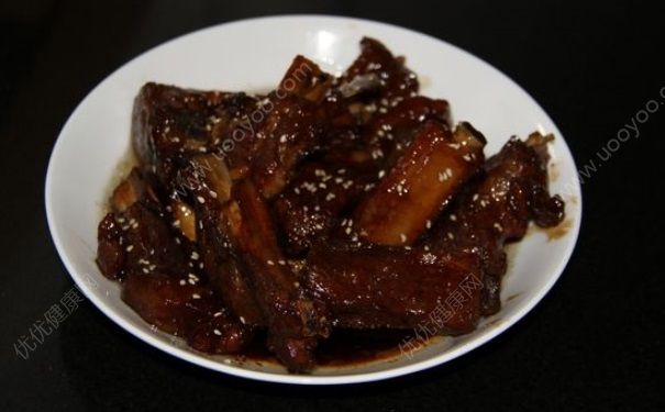 做菜放糖的作用是什么？做菜放糖有什么技巧？(4)