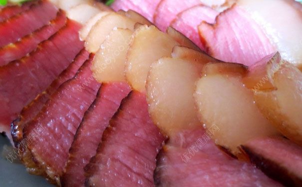 廣式臘肉的做法 廣式臘肉怎么炒好吃？(1)
