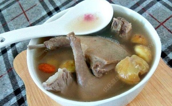 板栗和什么煲湯最好？板栗可以和什么煲湯？(1)