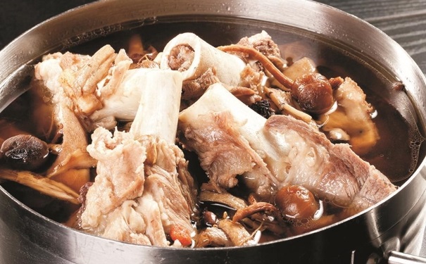 骨頭湯補(bǔ)鈣的方法是什么？骨頭湯的如何保存？(1)