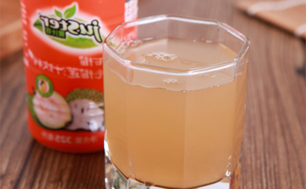 榴蓮牛奶果汁怎么做？榴蓮牛奶果汁的做法(1)