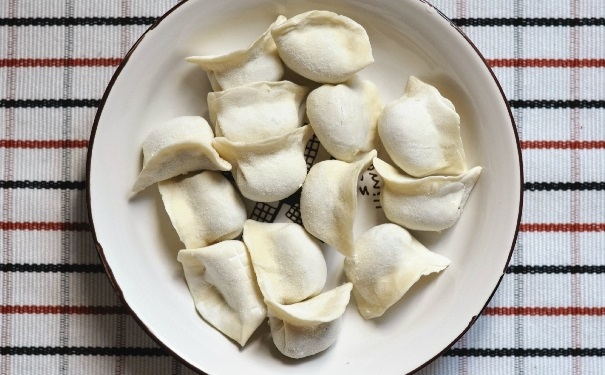 冷凍食物怎么解凍？怎么快速解凍餃子？(1)