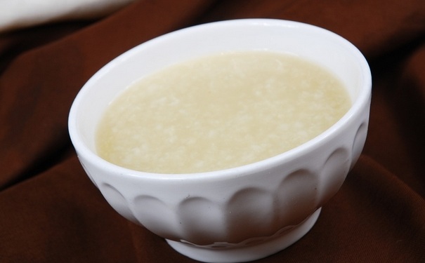 艾葉白粥的做法是怎樣的？艾葉白粥怎么做？(1)