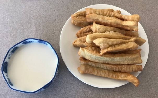 營養(yǎng)又能減肥的早餐有哪些？怎樣吃早餐既營養(yǎng)又能減肥？(1)