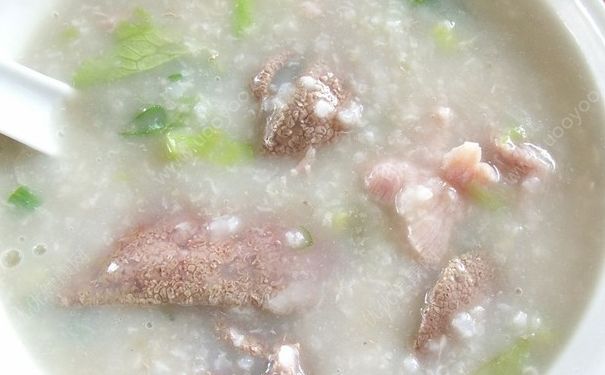 健康營養(yǎng)的減肥食譜怎么做？如何自制健康減肥美食？(1)